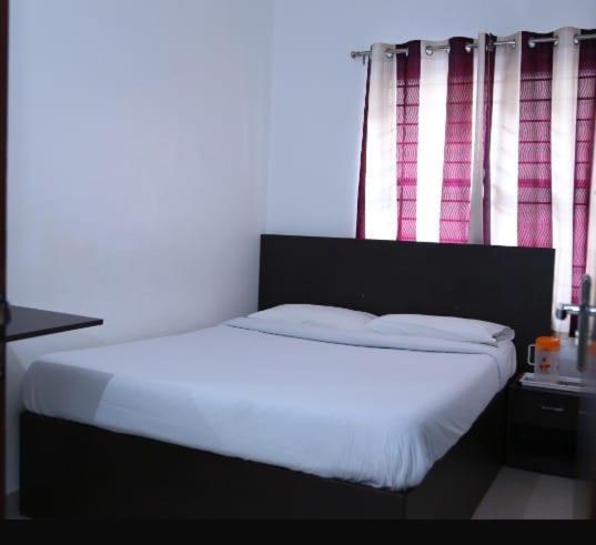 Manjunatha Residency Chikmagalūr Kültér fotó